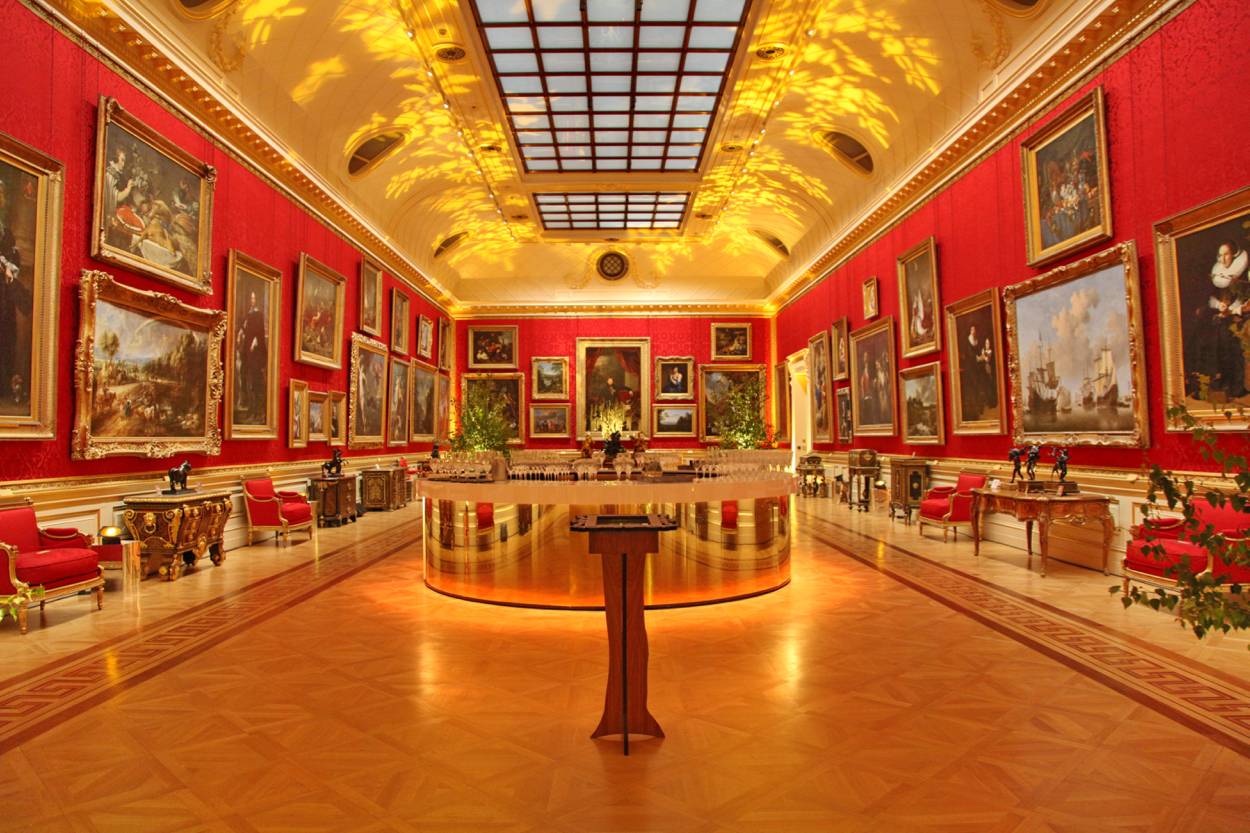 The Great Gallery Wallace Collection, The Wallace Collection, Unique London Wedding Venue, London Wedding Venue, Unique Wedding